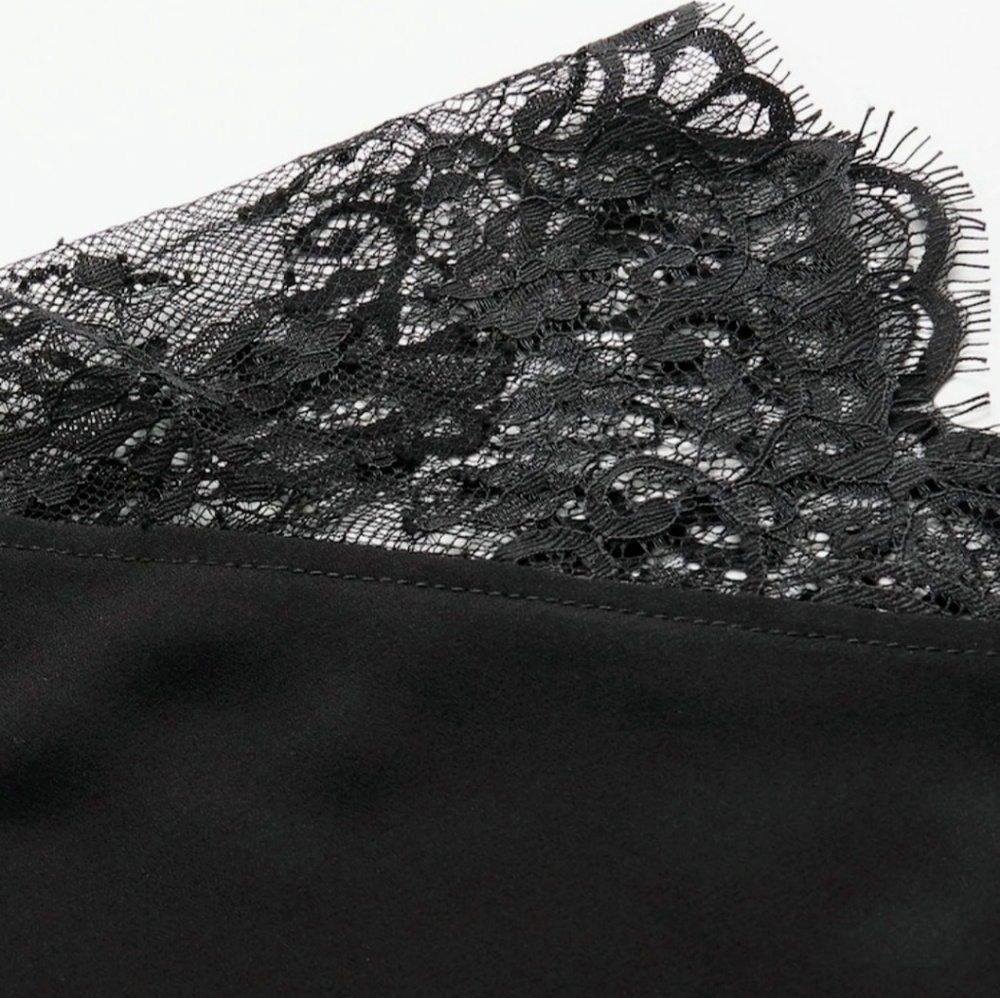 Elegant🌷Flower Lace Sleeve Top - Picture 4 of 6